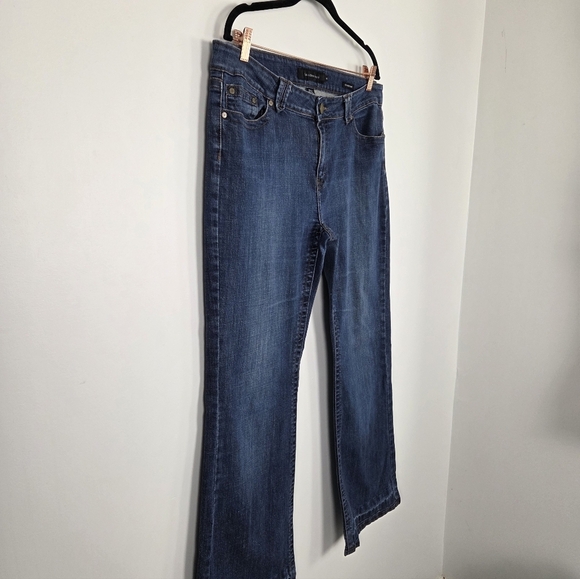 Calvin Klein Women's Low Rise Flare Blue Jeans Size 16 - Picture 2 of 13